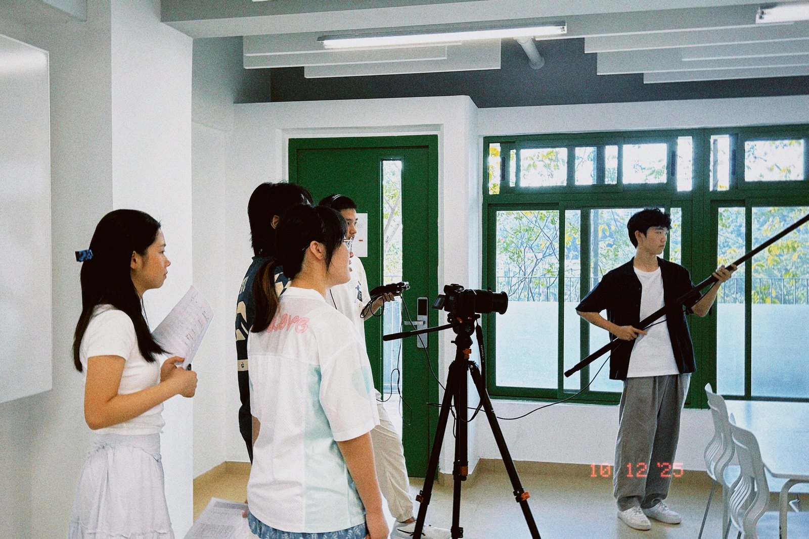 Rita working in script supervision on a Bacamera set